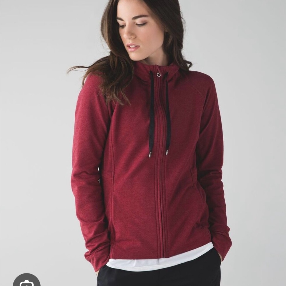 Lululemon take ten hoodie. Sz 6. Cranberry